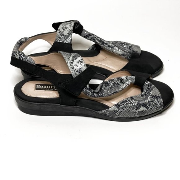 BeautiFeel Black and Gray Snake Print Sandals - Picture 1 of 6